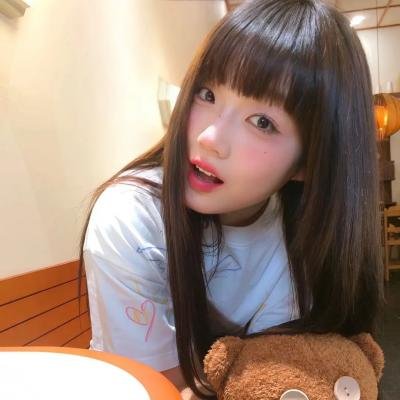 他从火光中走来